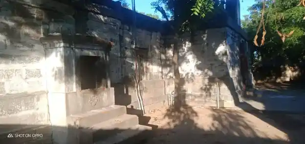 Arulmigu Ashtamoortheeswararattached Withkothandaramasamy Temple, Aviyanur - 607101 அருள்மிகு அஷ்டமூர்த்தீஸ்வரர் திருக்கோயில், பண்ருட்டி வட்டம் - 607101, Cuddalore - Ancient Temple Architecture and History Image 4