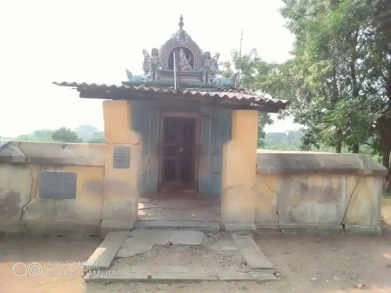 Arulmigu Atcham Theertha Vinayagar Temple, Mananthaudi - 609503 அருள்மிகு அச்சம் தீர்த்த விநாயகர் திருக்கோயில், Mananthaudi - 609503, Thiruvarur - Ancient Temple Architecture and History Image 2