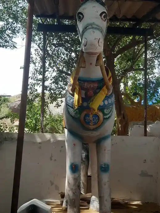 Arulmigu Athanaoor Amman Temple, Mylambadi, Mylambadi - 638311 அருள்மிகு அத்தனூரம்மன் திருக்கோயில், மைலம்பாடி, மைலம்பாடி - 638311, Erode - Ancient Temple Architecture and History Image 4