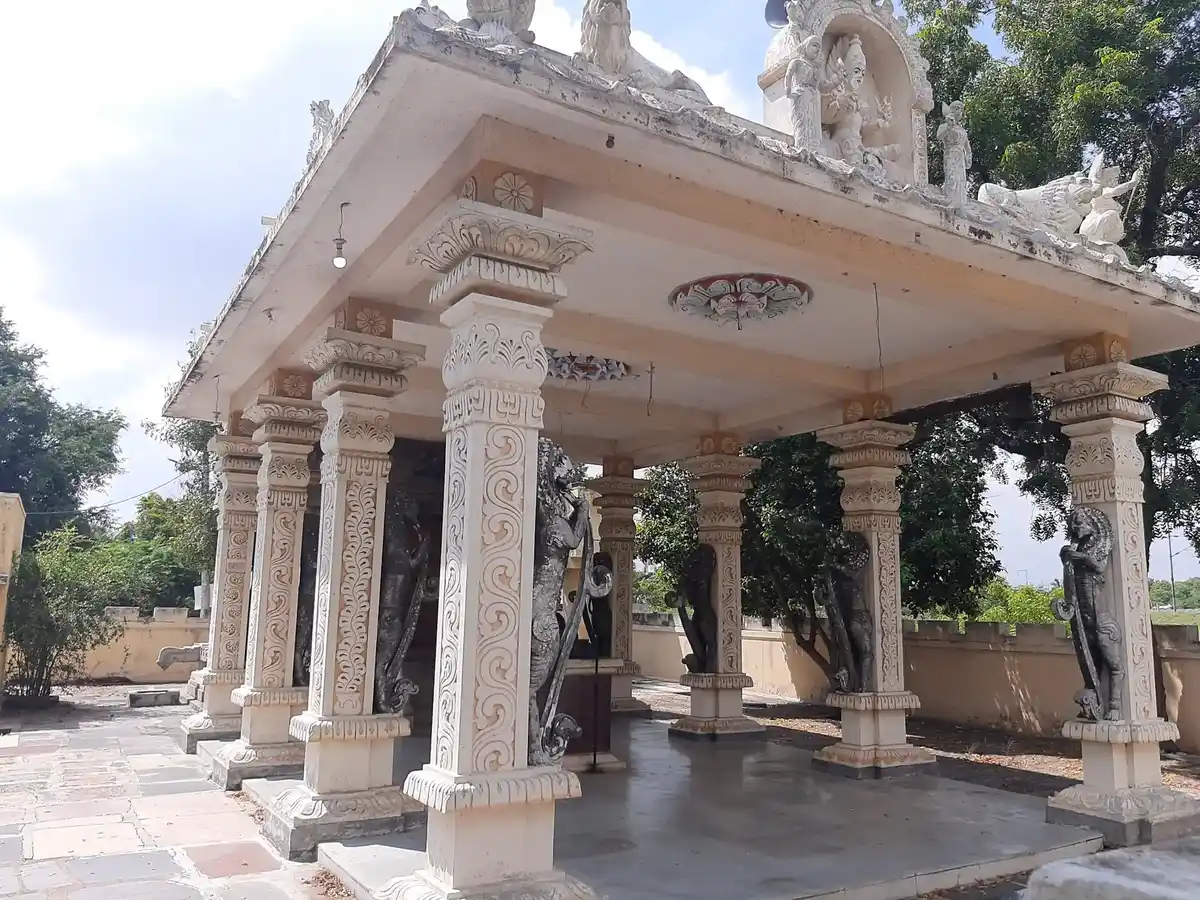 Arulmigu Athanuraman Temple, Rasipalayam - 641402 அருள்மிகு அத்தனூரம்மன் திருக்கோயில், Rasipalayam - 641402, Coimbatore - Ancient Temple Architecture and History Image 3