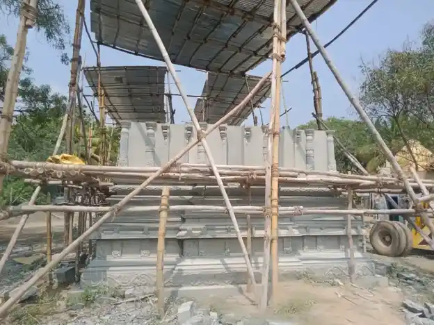 Arulmigu Athanuramman Podaraya Swamy Temple, Kuppuchipalaym, Kuppuchipalaym - 638051 அருள்மிகு அத்தனூரம்மன் பொடராயசாமி திருக்கோயில், குப்புச்சிபாளையம், Kuppuchipalaym - 638051, Erode - Ancient Temple Architecture and History Image 3