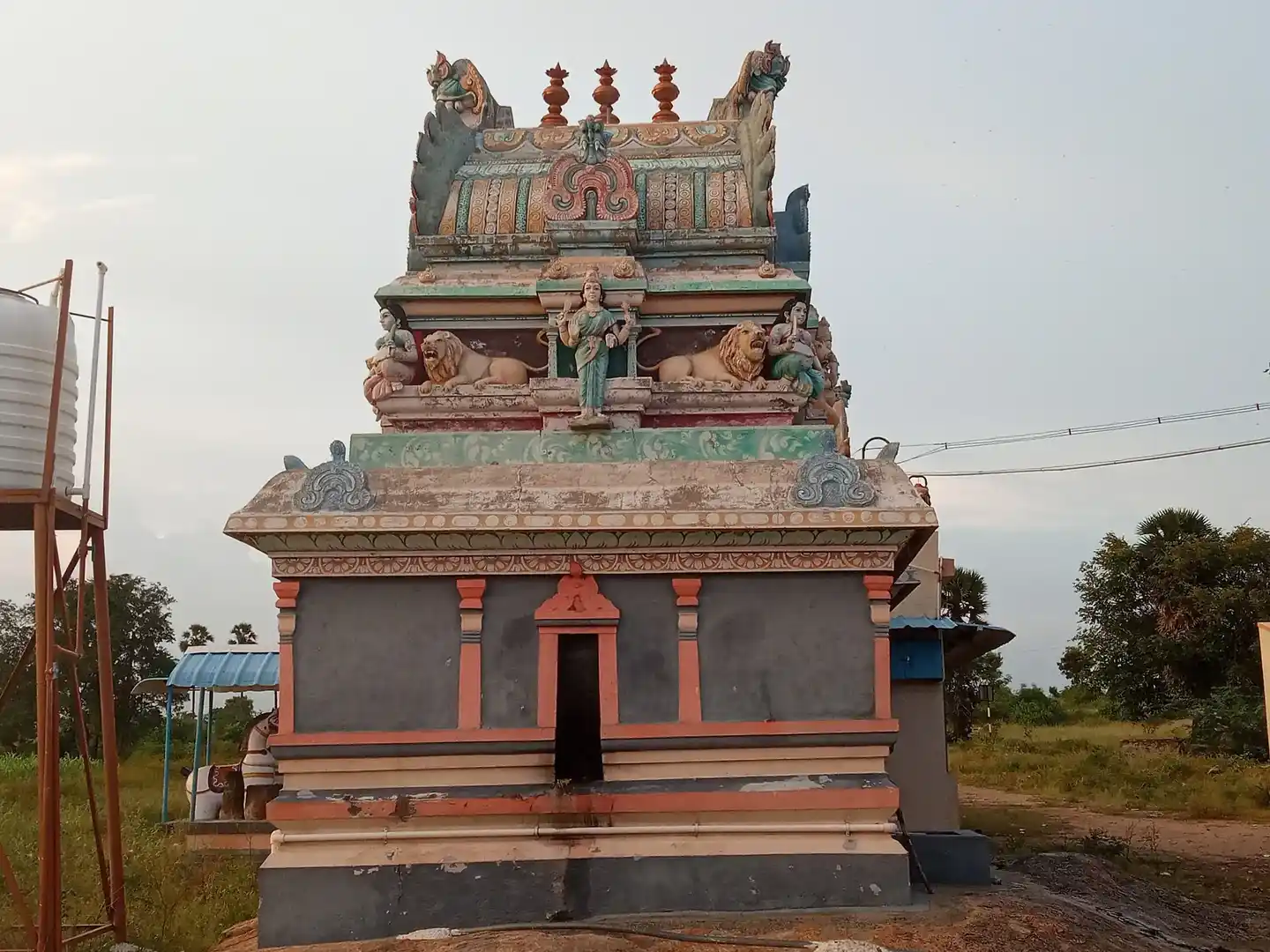 Arulmigu Athanuramman Temple, Kuttagam - 638462 அருள்மிகு அத்தனூரம்மன் திருக்கோயில், Kuttagam - 638462, Tiruppur - Ancient Temple Architecture and History Image 3