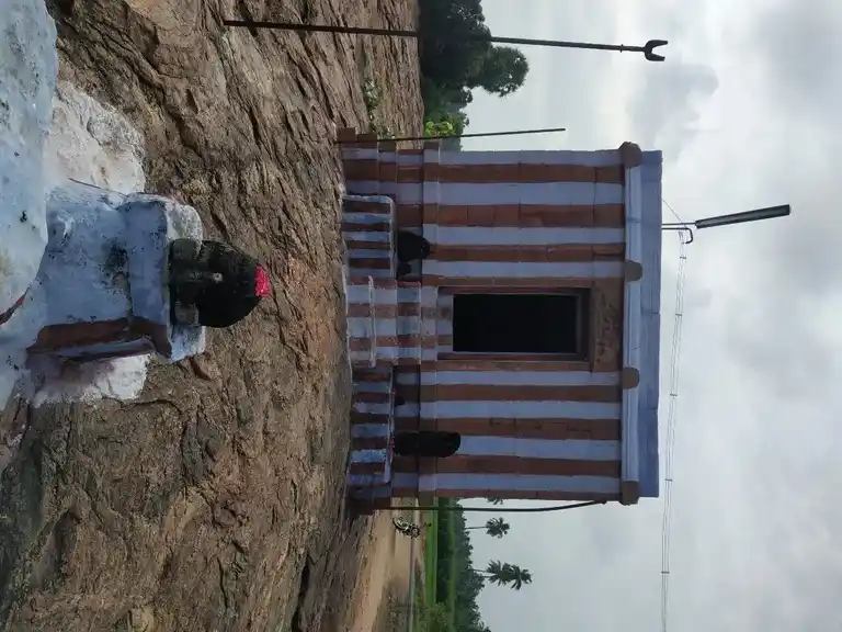 Arulmigu Athanuramman Temple, Thaliyanallur - 638109 Arulmigu Athanuramman Temple,  - 638109, Erode - Ancient Temple Architecture and History Image 2