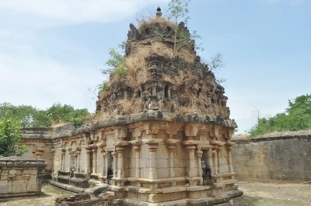 Arulmigu Athi Mathiyaneswarar Temple, Periyathirukonam - 621701 அருள்மிகு ஆதிமத்தியாஜீனேஸ்வரர் சுவாமி திருக்கோயில், Periyathirukonam - 621701, Ariyalur - Ancient Temple Architecture and History Image 4