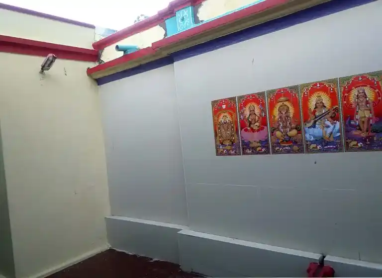 Arulmigu Athi Parameshwariamman Temple, Author Kasba - 628151 அருள்மிகு ஆதிபரமேஸ்வரியம்மன் திருக்கோயில், Author Kasba - 628151, Thoothukudi - Ancient Temple Architecture and History Image 2