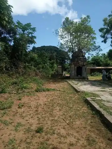 Arulmigu Athikesavaperumal Temple, Radhanaillur - 609106 அருள்மிகு ஆதிகேசவப்பெருமாள் பெருந்தோட்டம், Rathanaillur - 609106, Mayiladuthurai - Ancient Temple Architecture and History Image 5