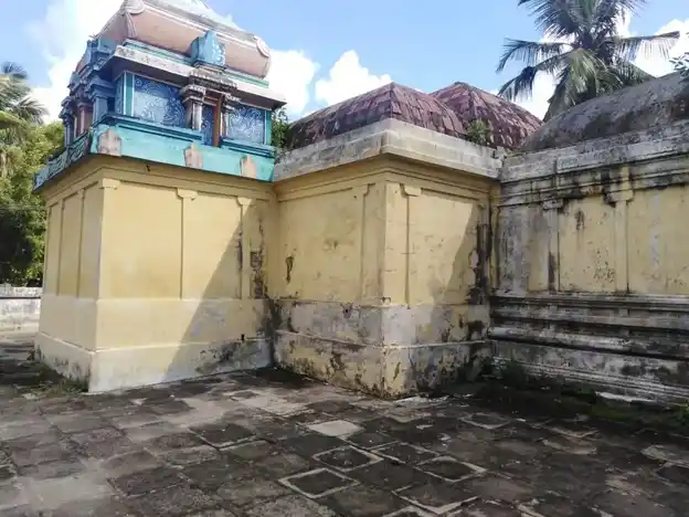 Arulmigu Athikeseva Perumar Temple, Peravoor - 612203 அருள்மிகு ஆதிகேசவ பெருமாள் திருக்கோயில், Peravoor - 612203, Mayiladuthurai - Ancient Temple Architecture and History Image 3