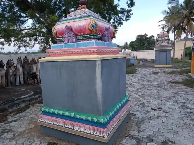 Arulmigu Athinamilagiya Ayyanar Temple, Mangalampatti - 625106 அருள்மிகு ஆதினமிளகிய அய்யனார் கோயில், Mangalampatti - 625106, Madurai - Ancient Temple Architecture and History Image 10