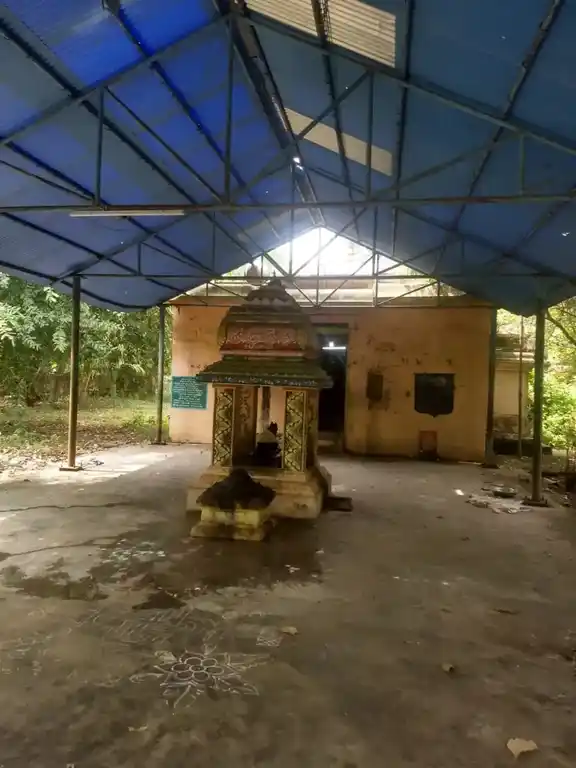 Arulmigu Athipureeshwarar Temple, Keezhakaram Veerakkan - 610107 அருள்மிகு ஆதிபுரிஷ்வரர் திருக்கோயில், கீழகரம் வீரக்கன் - 610107, Thiruvarur - Ancient Temple Architecture and History Image 2