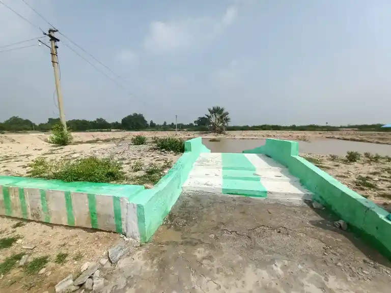 Arulmigu Athiruntha Varatha Ayyanar Temple, Naalukottai - 630557 Arulmigu Athiruntha Varatha Ayyanar Temple, Naalukottai - 630557, Sivagangai - Ancient Temple Architecture and History Image 5