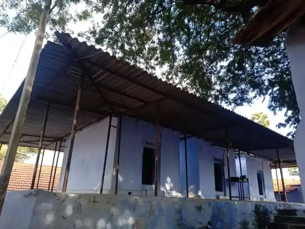 Arulmigu Athooram Pillayar, Saneeswarar Temple, Kumarapalayam Agraharam - 638183 அருள்மிகு ஆற்றோரம் பிள்ளையார், சனீஸ்வரர் திருக்கோயில், Kumarapalayam Agraharam - 638183, Namakkal - Ancient Temple Architecture and History Image 2