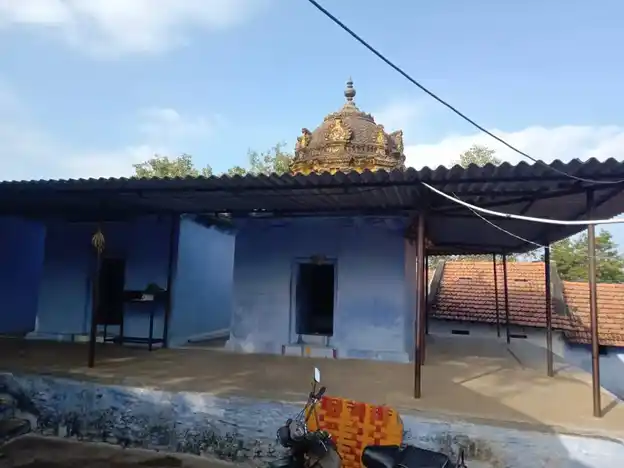 Arulmigu Athooram Pillayar, Saneeswarar Temple, Kumarapalayam Agraharam - 638183 அருள்மிகு ஆற்றோரம் பிள்ளையார், சனீஸ்வரர் திருக்கோயில், Kumarapalayam Agraharam - 638183, Namakkal - Ancient Temple Architecture and History Image 4