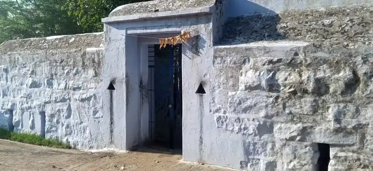 Arulmigu Athorathatchinamoorty Temple, Kolinjivadi - 638673 அருள்மிகு ஆத்தோர தட்சிணாமூர்த்தி திருக்கோயில், Kolinjivadi - 638673, Tiruppur - Ancient Temple Architecture and History Image 2