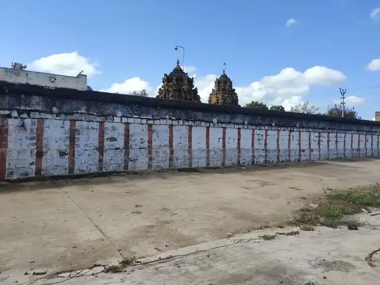 Arulmigu Attondeshwarar Temple, Vasista Nathi Near, Pethanaickenpalayam - 636109 அருள்மிகு ஆட்கொண்டீஸ்வரர் திருக்கோயில், வசிஷ்ட நதிக்கரை அருகில், பெத்தநாய்க்கன்பாளையம் - 636109, Salem - Ancient Temple Architecture and History Image 2