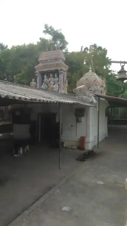 Arulmigu Ayanar Parimelazhagar Temple, Melkalpoondi - 606607 அருள்மிகு அய்யனார், பரிமேலழகர் கோயில், Melkalpoondi - 606607, Cuddalore - Ancient Temple Architecture and History Image 3