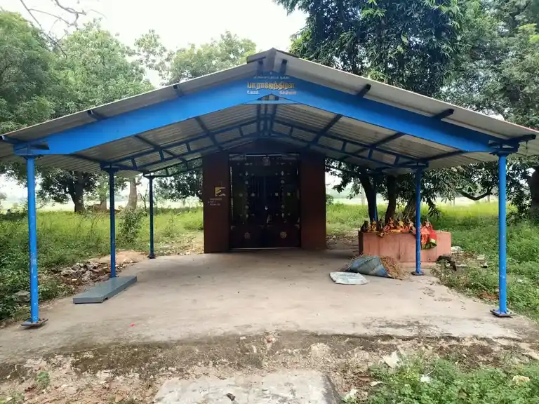 Arulmigu Ayanar Temple, Vellamputhur - 605758 Arulmigu Ayanar Temple, வெள்ளம்புத்தூர் - 605758, Viluppuram - Ancient Temple Architecture and History Image 3