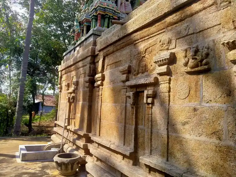 Arulmigu Ayeamman Ponkaliamman Temple, Mugasipulavanpalayam - 638052 Temple
