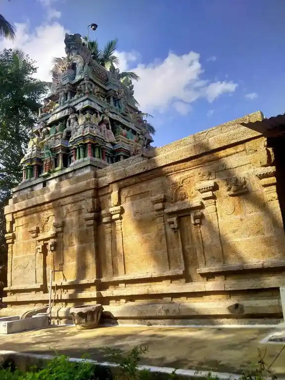 Arulmigu Ayeamman Ponkaliamman Temple, Mugasipulavanpalayam - 638052 அருள்மிகு ஆயி அம்மன் பொன்காளியம்மன் திருக்கோயில், Mugasipulavanpalayam - 638052, Erode - Ancient Temple Architecture and History Image 2