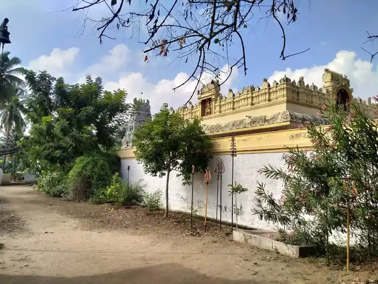 Arulmigu Ayeamman Ponkaliamman Temple, Mugasipulavanpalayam - 638052 அருள்மிகு ஆயி அம்மன் பொன்காளியம்மன் திருக்கோயில், Mugasipulavanpalayam - 638052, Erode - Ancient Temple Architecture and History Image 4