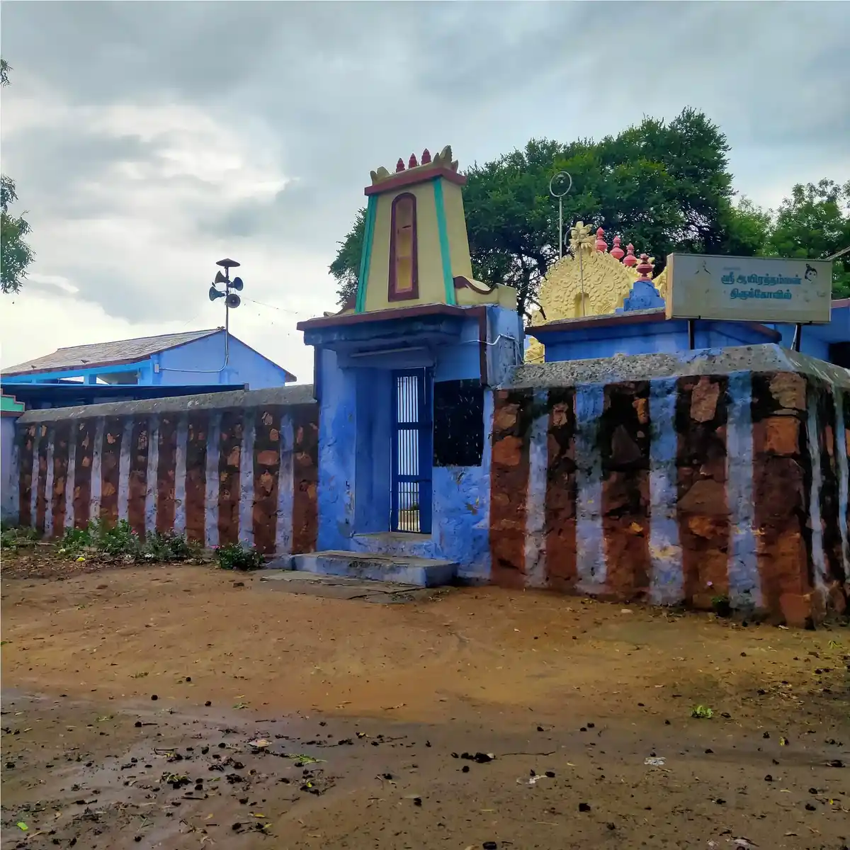 Arulmigu Ayirathamman Temple, Kesavasamudram - 627453