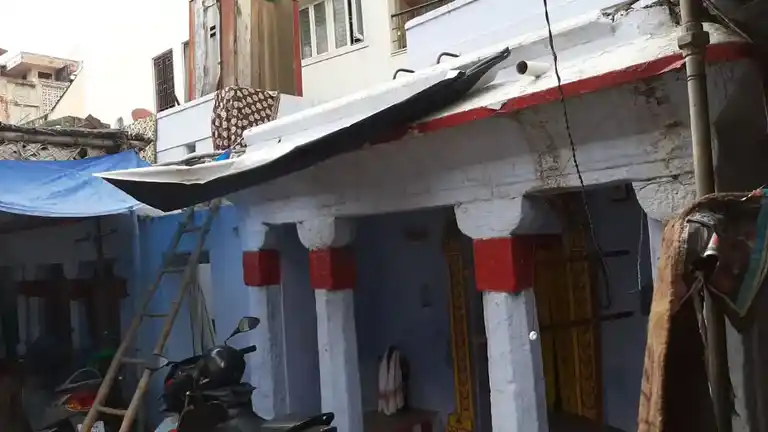 Arulmigu Ayothi Guruswamy Temple, Dindugal Road, Madurai - 625001 அருள்மிகு அயோத்தி குருநாதசுவாமி திருக்கோயில், Dindugal Road, Madurai - 625001, Madurai - Ancient Temple Architecture and History Image 2