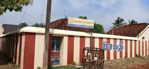 Arulmigu Ayuthamkatthaamman Temple, Kaaraiyur - 610101 அருள்மிகு ஆயுதம்காத்த அம்மன் திருக்கோயில், Kaaraiyur - 610101, Nagapattinam - Ancient Temple Architecture and History Image 2