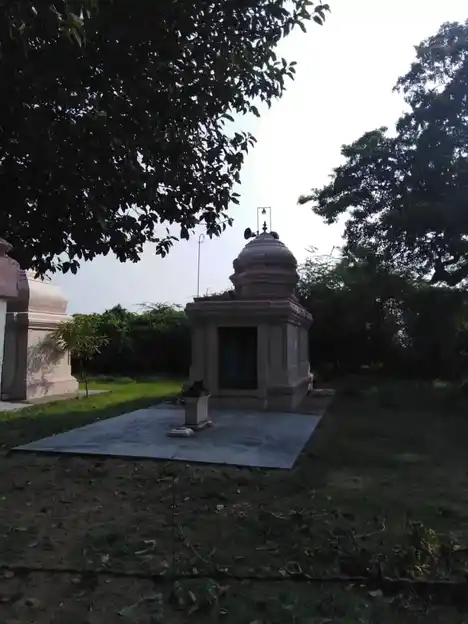 Arulmigu Ayyampidary Temple, Muniyur - 612804