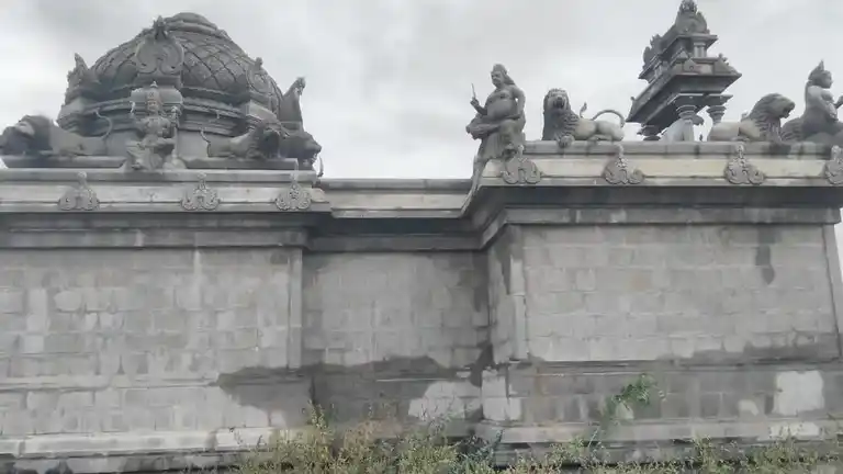 Arulmigu Ayyanaar Ammachar Vagaiyara Temple, Chenakalapadi - 606806 அருள்மிகு அய்யனார் அம்மச்சார் வகையறா திருக்கோயில், Chenakalapadi - 606806, Tiruvannamalai - Ancient Temple Architecture and History Image 5
