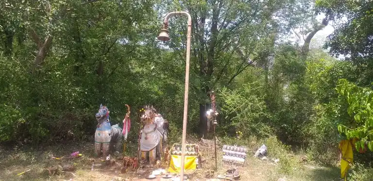 Arulmigu Ayyanaar Temple, Adiyanoothu - 624003 அருள்மிகு அய்யனார் கோயில், Adiyanoothu - 624003, Dindigul - Ancient Temple Architecture and History Image 2