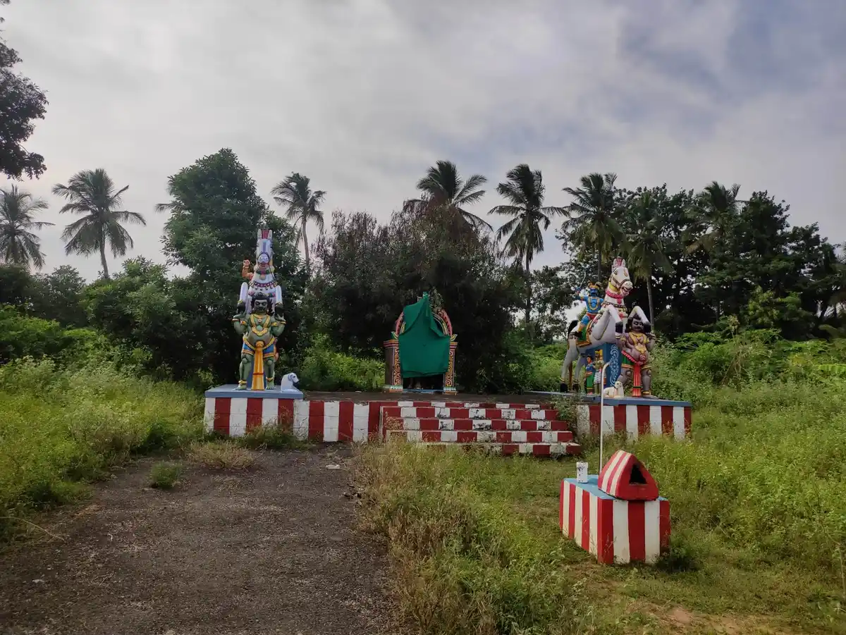 Arulmigu Ayyanaar Temple, Akkampatti - 624219 அருள்மிகு அய்யனார் திருக்கோயில், Akkampatti - 624219, Dindigul - Ancient Temple Architecture and History Image 4