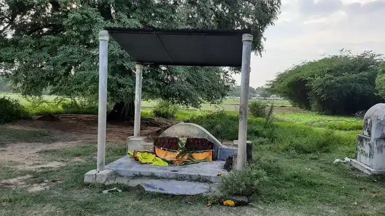 Arulmigu Ayyanaar Temple, Arubuli - 605402 Arulmigu Ayyanaar Temple, Arubuli - 605402, Viluppuram - Ancient Temple Architecture and History Image 2