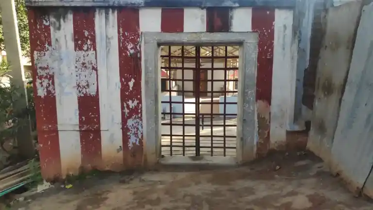 Arulmigu Ayyanaar Temple, Melakoodalur - 625518 அருள்மிகு அய்யனார் கோயில், Melakoodalur - 625518, Theni - Ancient Temple Architecture and History Image 2