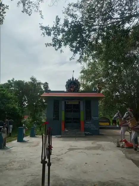 Arulmigu Ayyanaar Temple, Paakam - 605106 அருள்மிகு அய்யனார் திருமுருகன் திருக்கோயில், Paakam - 605106, Viluppuram - Ancient Temple Architecture and History Image 4