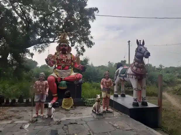 Arulmigu Ayyanaar Temple, Panaiyapuram - 605601 Arulmigu Ayyanaar Temple, Panaiyapuram - 605601, Viluppuram - Ancient Temple Architecture and History Image 2