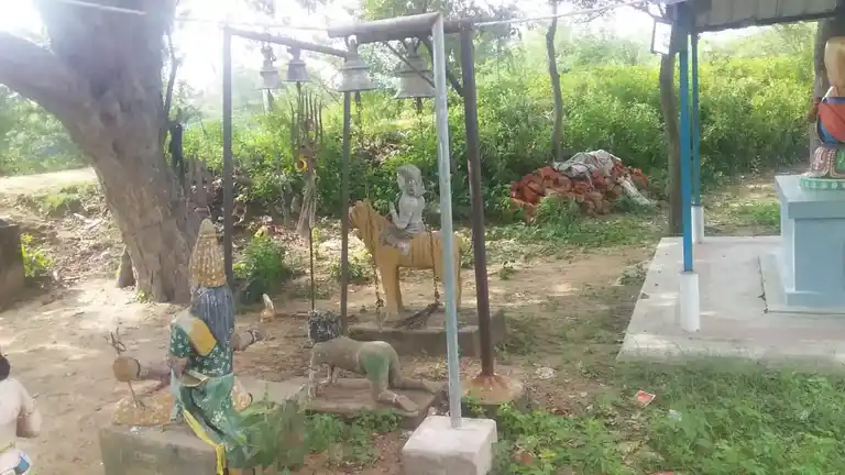 Arulmigu Ayyanaar Temple, Udaiyanatham - 605701 அருள்மிகு அய்யனார், பிடாரி, அம்மச்சார் திருக்கோயில், Udaiyanatham - 605701, Viluppuram - Ancient Temple Architecture and History Image 3