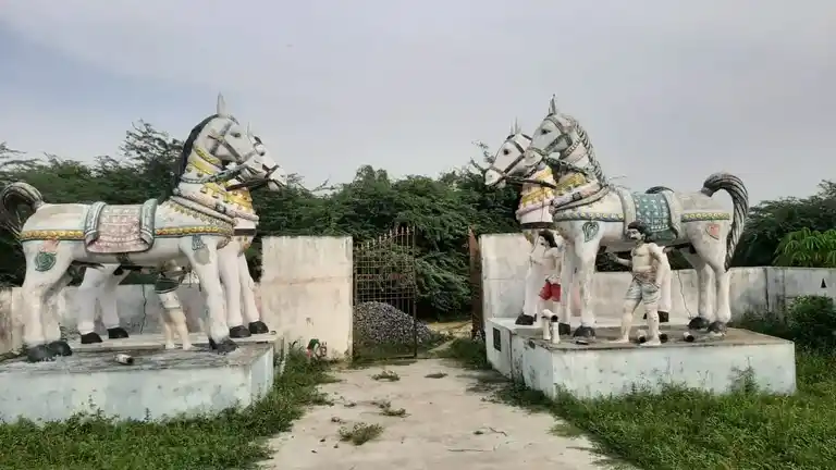 Arulmigu Ayyanaar Temple, Vellaiyaampattu - 605201 Arulmigu Ayyanaar Temple, Vellaiyaampattu - 605201, Viluppuram - Ancient Temple Architecture and History Image 3