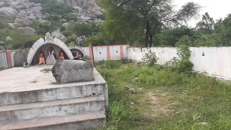 Arulmigu Ayyanaar Temple, Vellaiyaampattu - 605201 Arulmigu Ayyanaar Temple, Vellaiyaampattu - 605201, Viluppuram - Ancient Temple Architecture and History Image 9