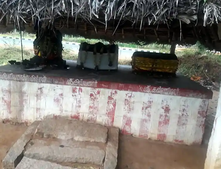 Arulmigu Ayyanar Ammachiyar Temple, Parali - 625503 அருள்மிகு அய்யனார் அம்மச்சியார் கன்னிமார் திருக்கோயில், Parali - 625503, Madurai - Ancient Temple Architecture and History Image 4