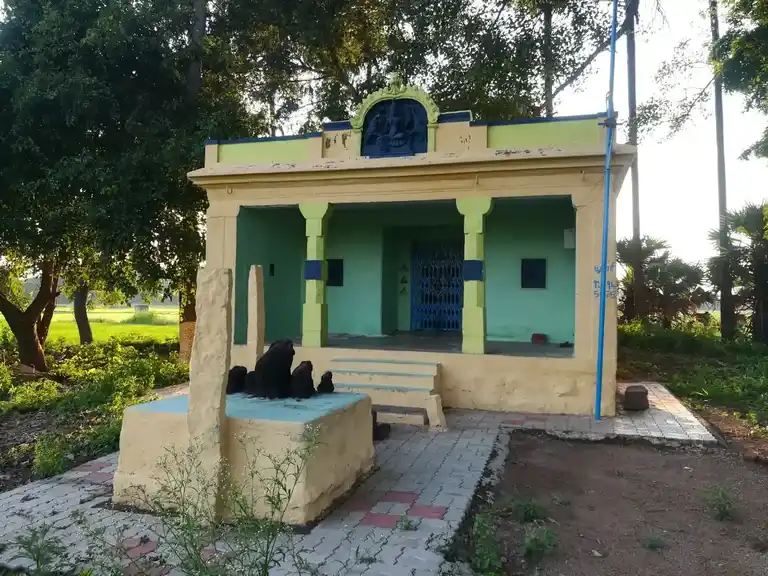 Arulmigu Ayyanar Ammachiyar Temple, Thandalai - 625018 அருள்மிகு அய்யனார் அம்மச்சியார் கன்னிமார் திருக்கோயில், தண்டலை - 625018, Madurai - Ancient Temple Architecture and History Image 4
