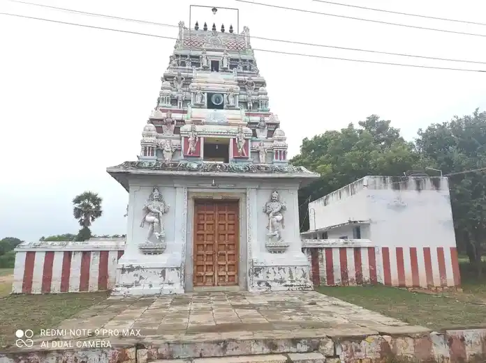 Arulmigu Ayyanar And Amachiyar Temple, Karadipatti - 625019