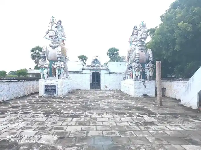 Arulmigu Ayyanar And Amachiyar Temple, Karadipatti - 625019 அய்யனார், அம்மச்சியார், விநாயகர் திருக்கோயில், Karadipatti - 625019, Madurai - Ancient Temple Architecture and History Image 3