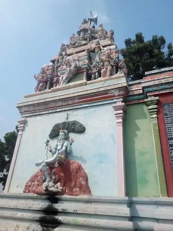 Arulmigu Ayyanar And Amatchiyar Temple, Thanakkankulam - 625006 அருள்மிகு அய்யனார் மற்றும் அம்மச்சியார் திருக்கோயில், Thanakkankulam - 625006, Madurai - Ancient Temple Architecture and History Image 11