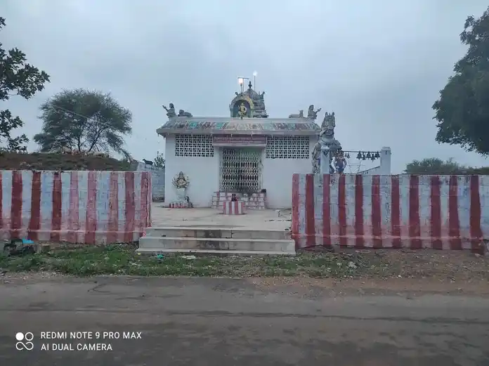 Arulmigu Ayyanar And Amtchiyar Temple, Thenpalanji - 625021 அய்யனார் மற்றும் அம்மச்சியார் கோயில், Thenpalanji - 625021, Madurai - Ancient Temple Architecture and History Image 3