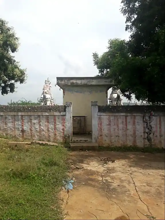 Arulmigu Ayyanar And Mariamman Temple, Muduvarpatti - 625503 அருள்மிகு அய்யனார் கோயில், Muduvarpatti - 625503, Madurai - Ancient Temple Architecture and History Image 4