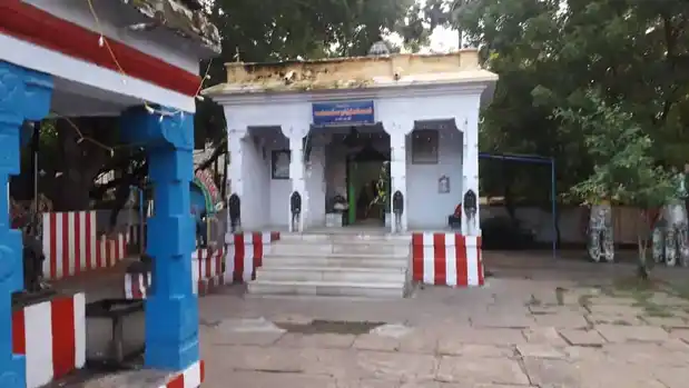 Arulmigu Ayyanar and Pon Muniyandiswamy Temple, Madurai - 625010 அருள்மிகு அய்யனார் மற்றும் பொன் முனியாண்டிசுவாமி திருக்கோயில், மதுரை - 625010, Madurai - Ancient Temple Architecture and History Image 7
