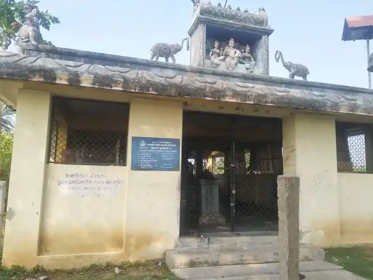 Arulmigu Ayyanar, Chithi Vinayagar, Pidari Temple, Sengamedu, Sattanathapuram - 609111 Temple