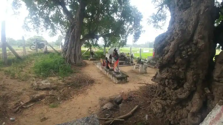 Arulmigu Ayyanar Karruppana Samy, Pattatharasiamman , Senbagavinayagar Temple, Pattur - 625105 அய்யனார், கருப்பணசாமி, பட்டத்தரசியம்மன், செண்பக விநாயகர் திருக்கோயில், Pattur - 625105, Madurai - Ancient Temple Architecture and History Image 2