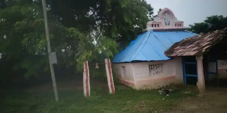 Arulmigu Ayyanar Karruppana Samy, Pattatharasiamman , Senbagavinayagar Temple, Pattur - 625105 அய்யனார், கருப்பணசாமி, பட்டத்தரசியம்மன், செண்பக விநாயகர் திருக்கோயில், Pattur - 625105, Madurai - Ancient Temple Architecture and History Image 3
