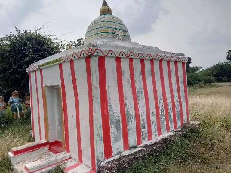 Arulmigu Ayyanar / Karuppar Temple, Regunaathapuram - 622302 அருள்மிகு அய்யனார்/கருப்பர் திருக்கோயில், ரகுநாதபுரம் - 622302, Pudukkottai - Ancient Temple Architecture and History Image 2