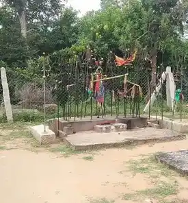 Arulmigu Ayyanar, Pathrakaaliyamman Temple, Aayingudi - 622102 அருள்மிகு அய்யனார்,பத்ரகாளியம்மன் திருக்கோயில், Aayingudi - 622102, Pudukkottai - Ancient Temple Architecture and History Image 3